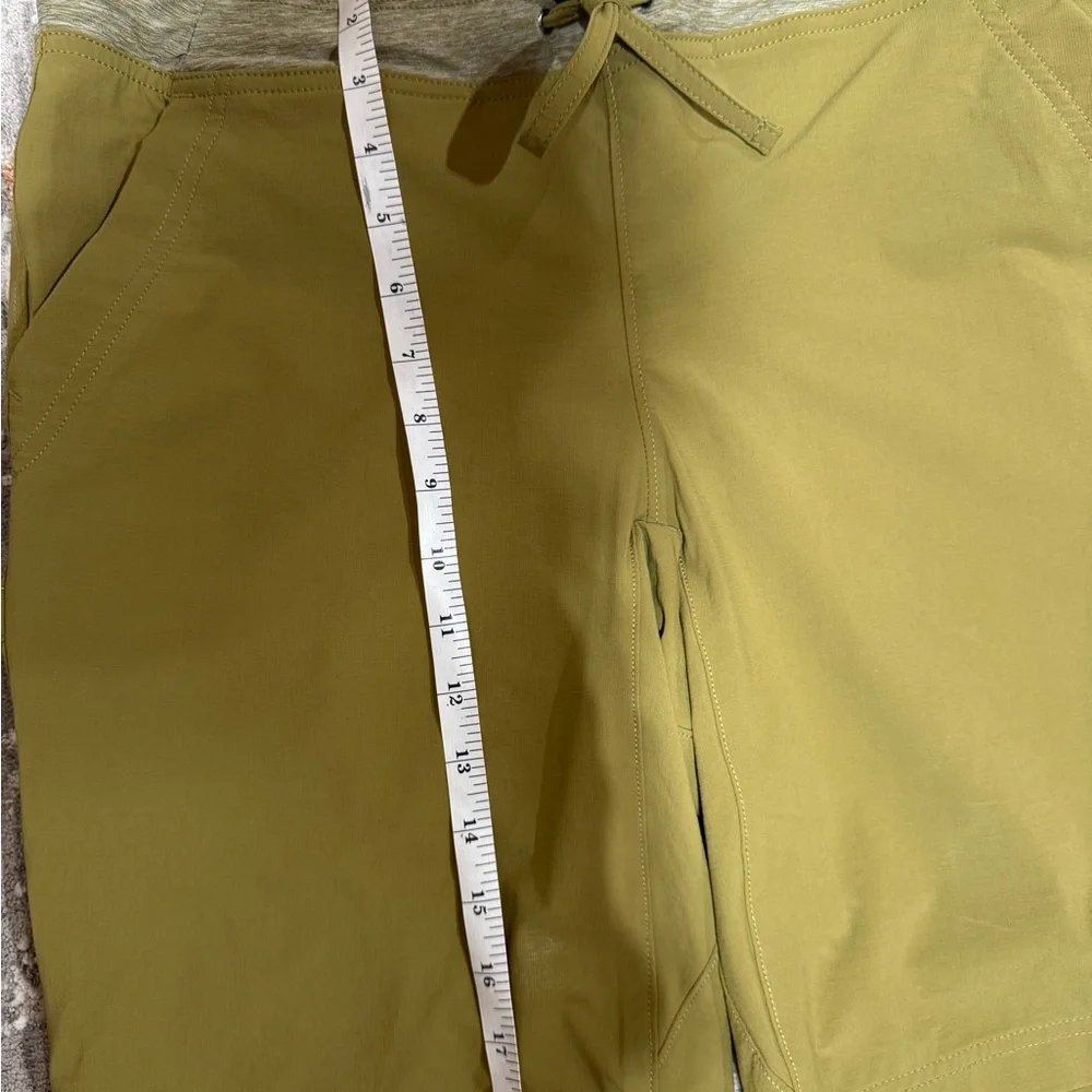 NWOT Duluth Hiking shorts size 6 - Picture 5 of 6